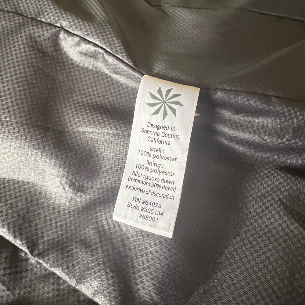 Athleta Down Vest - image 6